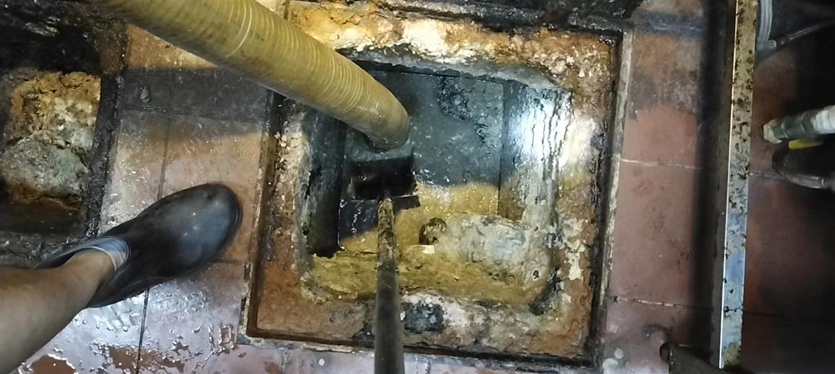 南丹污水池清理一般都有毒气，怎么预防中毒呢？