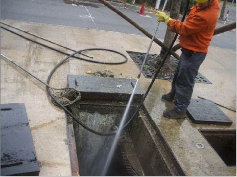 南丹池底污泥如何清理